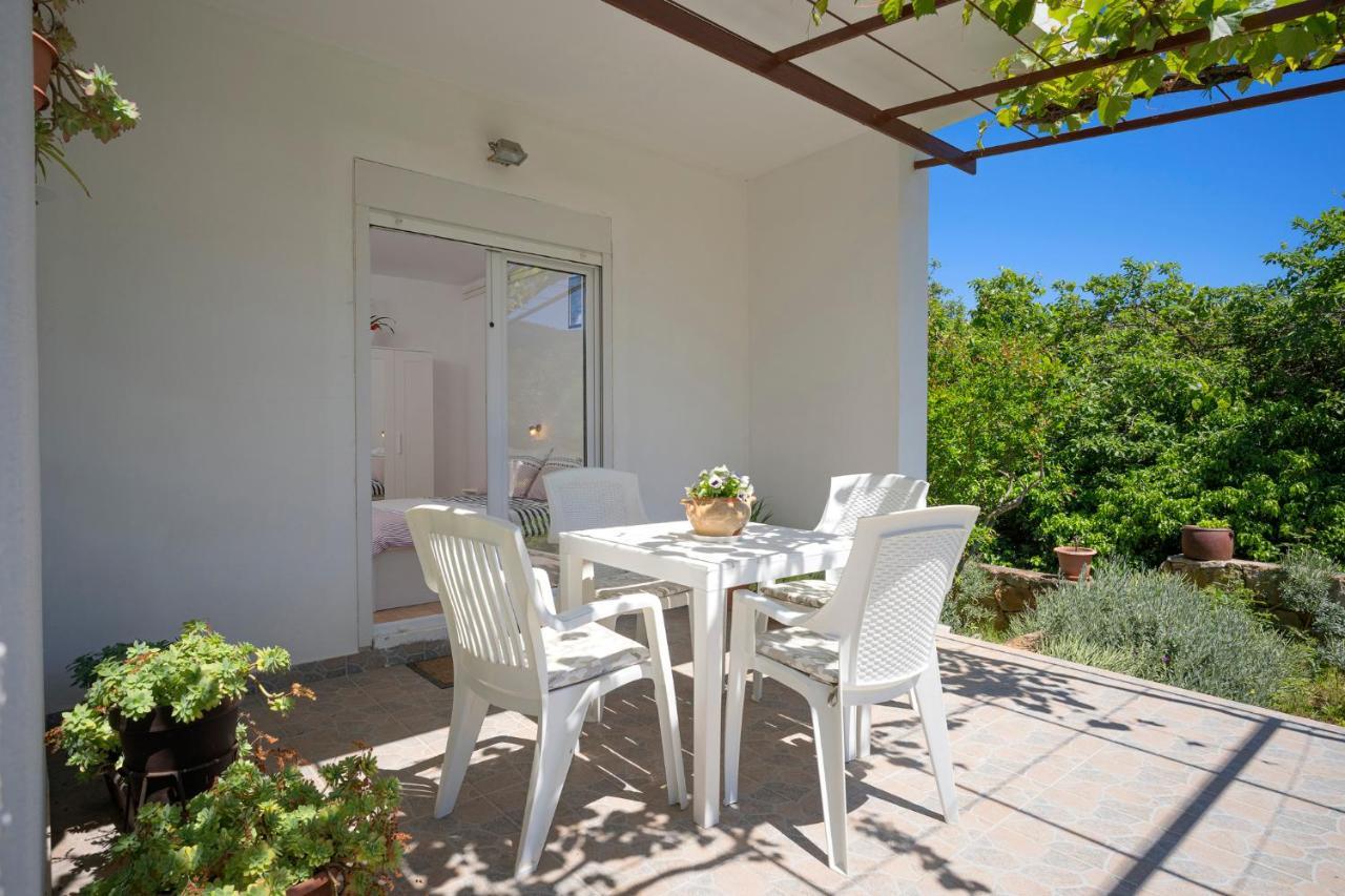 Apartments Draganic Jelsa  Exterior foto
