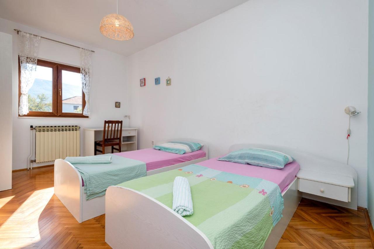 Apartments Draganic Jelsa  Exterior foto